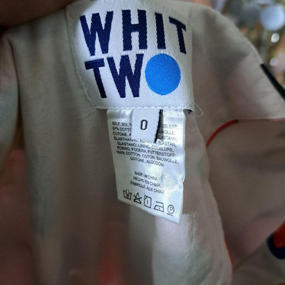 WHIT TWO   - Picture 6 of 9